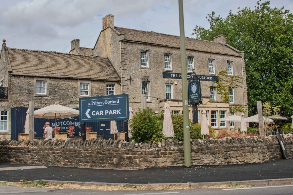 The Prince of Burford, a coaching inn on The Hill