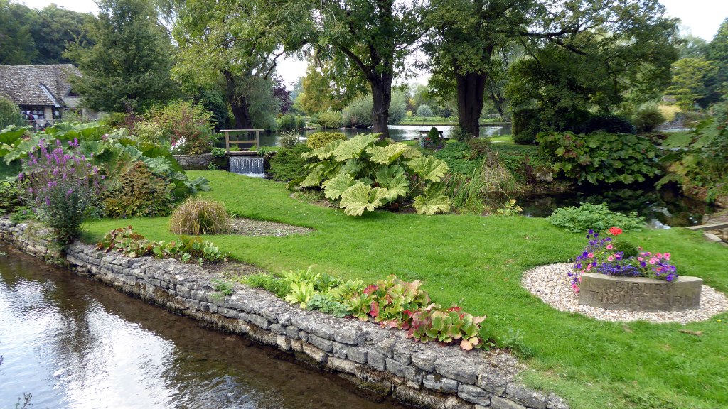 Bibury Trout Farm
